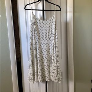 White with black detailed summer dress